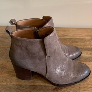 Sofft | Gray Leather Booties w/ Shimmer